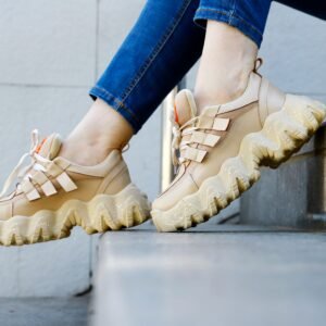 Woman's Sneakers